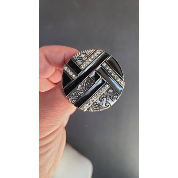 Duri Art Deco Rhinestone and Enamel Brooch - Picture 2 of 10